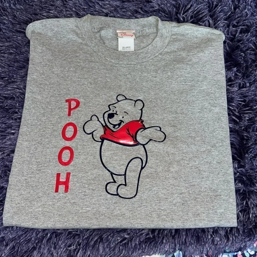 Disney store Winnie the Pooh  T shirt